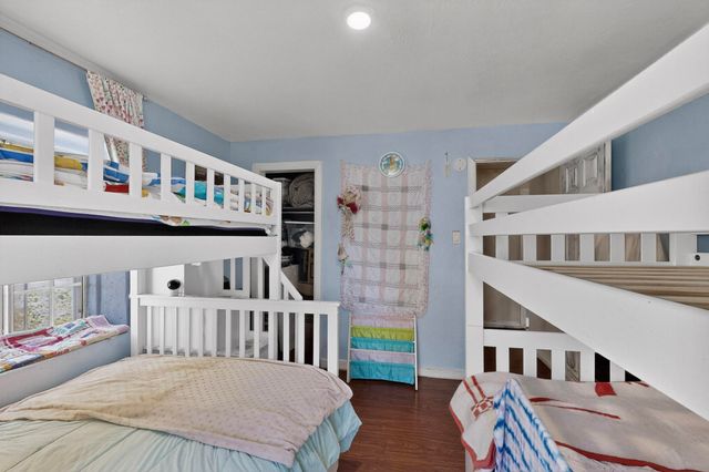 821 WHITING Road SW, Albuquerque, NM 87105