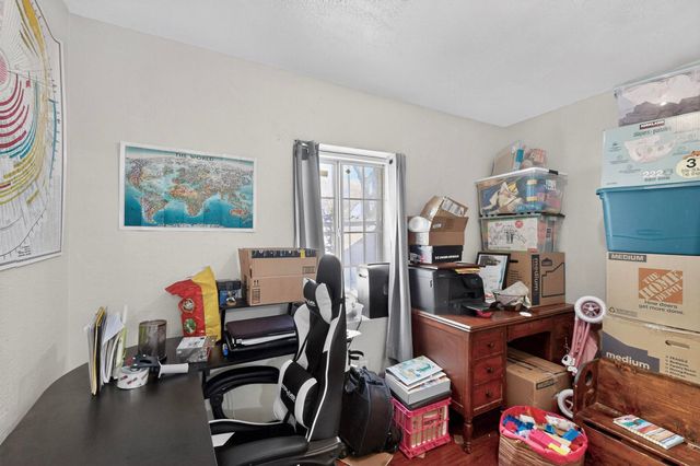 821 WHITING Road SW, Albuquerque, NM 87105