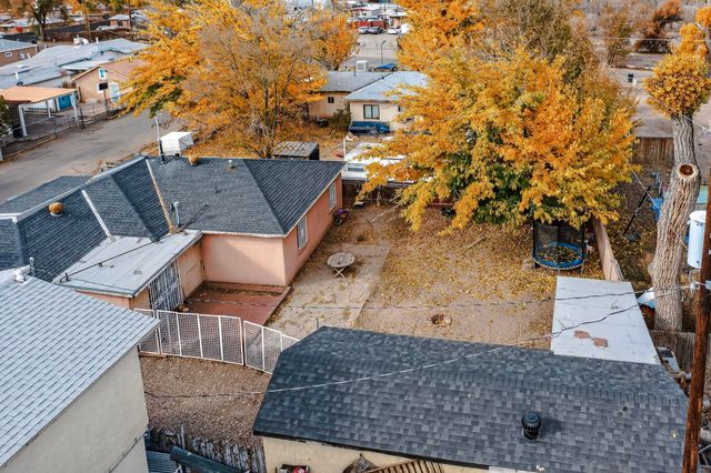 821 WHITING Road SW, Albuquerque, NM 87105