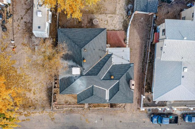 821 WHITING Road SW, Albuquerque, NM 87105