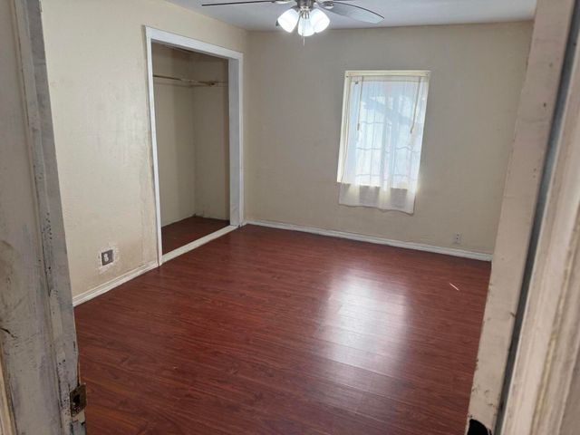 821 WHITING Road SW, Albuquerque, NM 87105