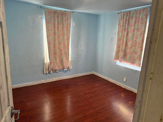 821 WHITING Road SW, Albuquerque, NM 87105