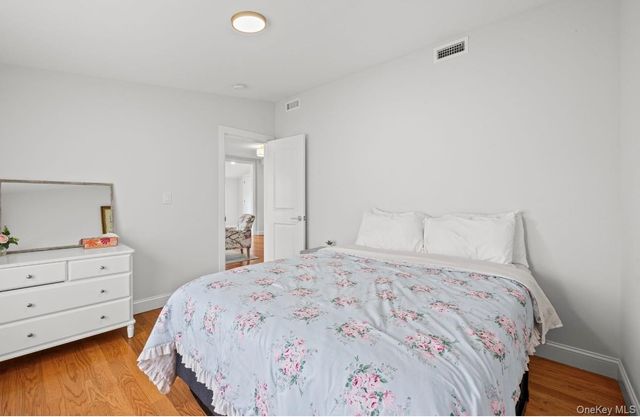 12 Pleasant Avenue, Westhampton, NY 11977