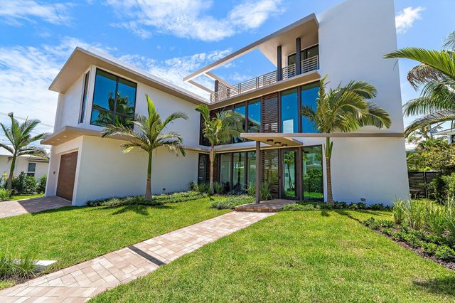 390 Jupiter Lane, Juno Beach, FL 33408