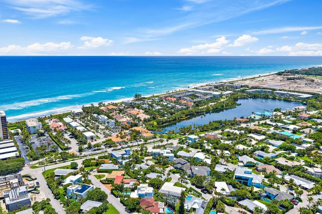 390 Jupiter Lane, Juno Beach, FL 33408