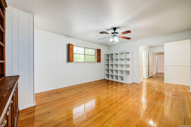 155 William Classen, San Antonio, TX 78232