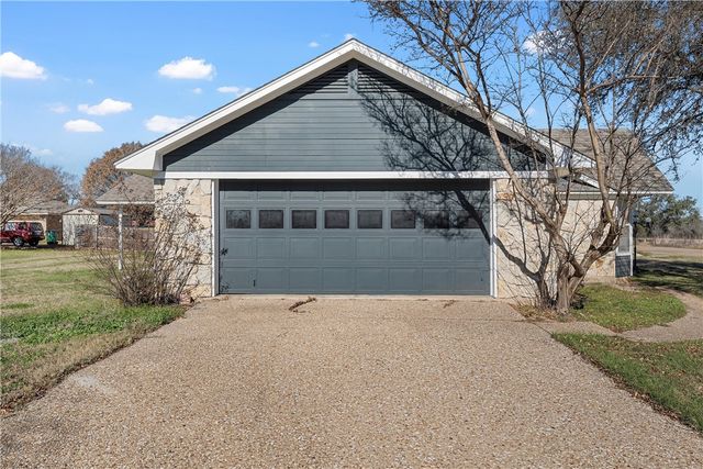 216 Timber View Drive, Waco, TX 76705