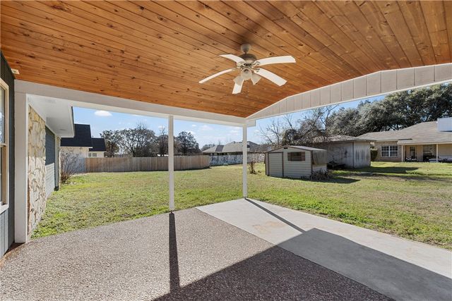 216 Timber View Drive, Waco, TX 76705