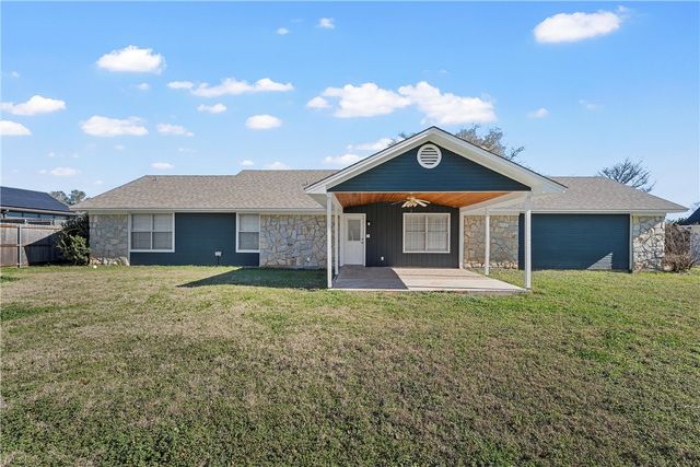 216 Timber View Drive, Waco, TX 76705