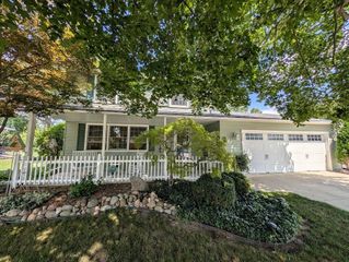 2925 Chrysler Drive, Bay City, MI 48706