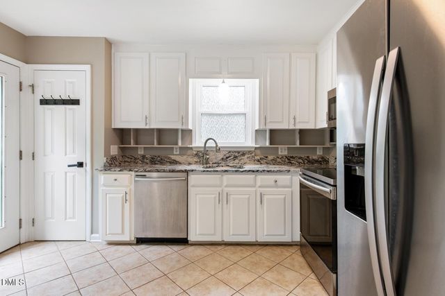 4001 Rockside Hills Drive, Raleigh, NC 27603