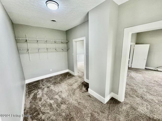 3743 Lincoln Park Rd, Springfield, KY 40069