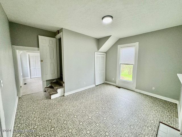 3743 Lincoln Park Rd, Springfield, KY 40069