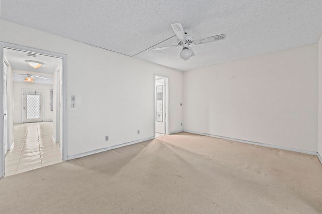 411 DURHAM N, Deerfield Beach, FL 33442