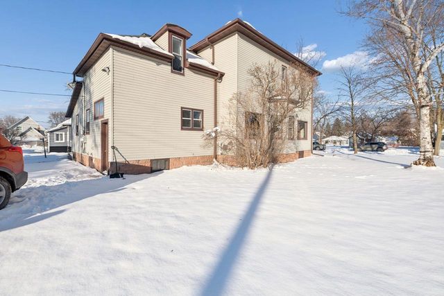 321 5th Ave E, Ashland, WI 54806