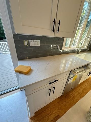 35 Shuttleworth, Dedham, MA 02026