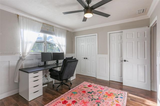 1707 NE 52nd St, Fort Lauderdale, FL 33334