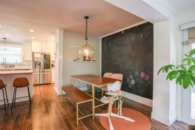 1707 NE 52nd St, Fort Lauderdale, FL 33334