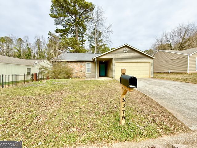 5370 Ridge Forest Drive, Stone Mountain, GA 30083
