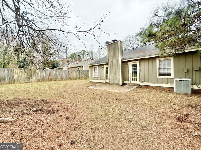 5370 Ridge Forest Drive, Stone Mountain, GA 30083