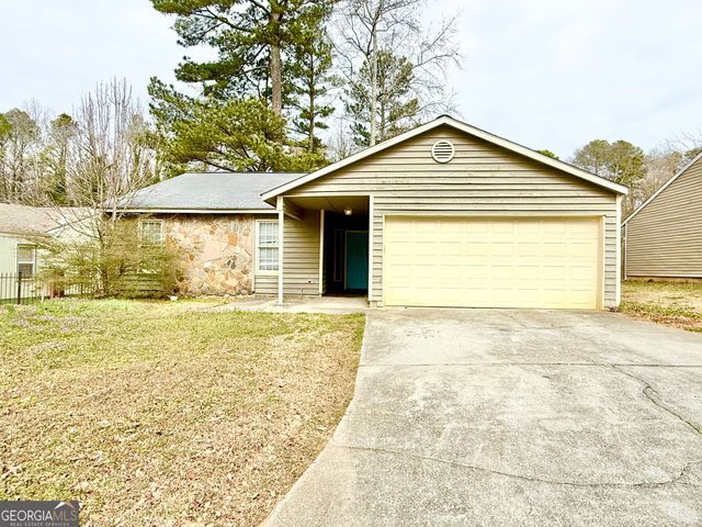 5370 Ridge Forest Drive, Stone Mountain, GA 30083