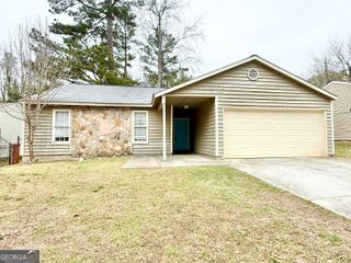 5370 Ridge Forest Drive, Stone Mountain, GA 30083