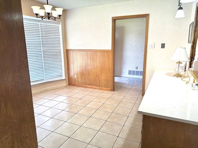 1100 N Lamb Street, Bowie, TX 76230