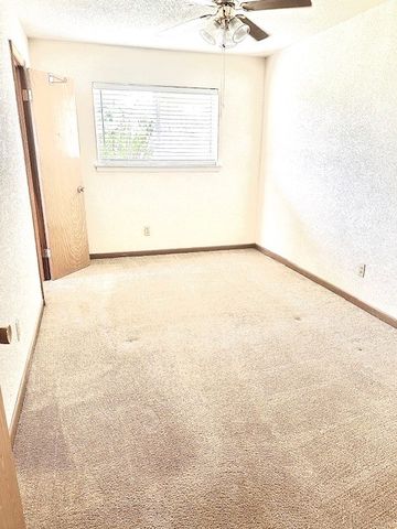 1100 N Lamb Street, Bowie, TX 76230