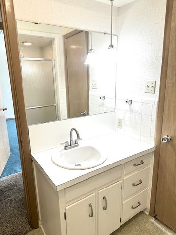 1100 N Lamb Street, Bowie, TX 76230
