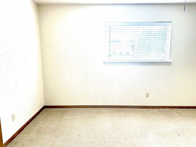 1100 N Lamb Street, Bowie, TX 76230