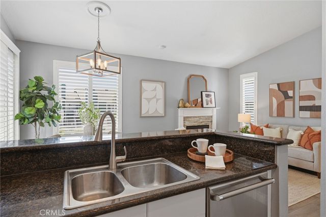 12068 Sylvan River 61, Fountain Valley, CA 92708