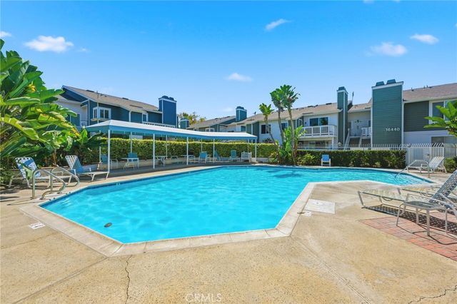 12068 Sylvan River 61, Fountain Valley, CA 92708