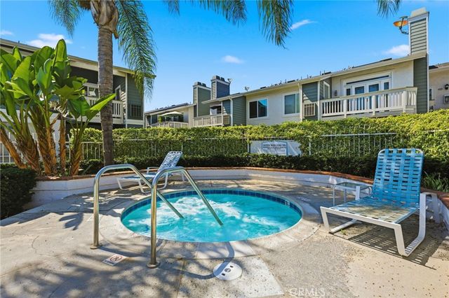 12068 Sylvan River 61, Fountain Valley, CA 92708