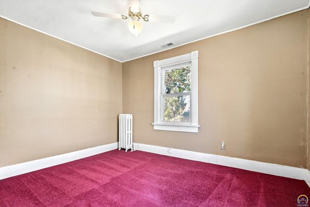 411 SW Greenwood AVE, Topeka, KS 66606
