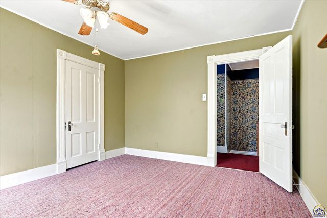 411 SW Greenwood AVE, Topeka, KS 66606