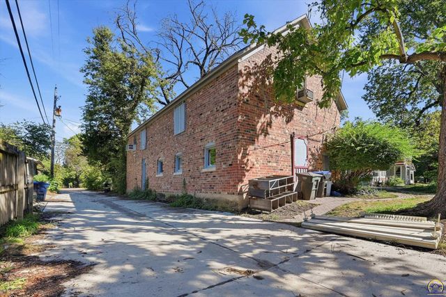 411 SW Greenwood AVE, Topeka, KS 66606