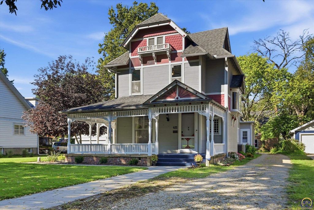 411 SW Greenwood AVE, Topeka, KS 66606
