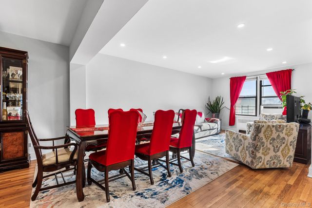 525 W 235th Street 7E, Bronx, NY 10463