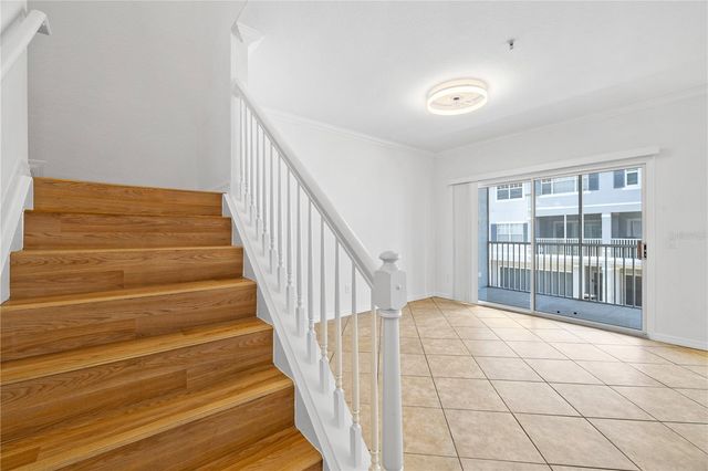 2532 GRAND CENTRAL PARKWAY 6, Orlando, FL 32839