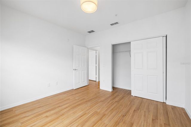 2532 GRAND CENTRAL PARKWAY 6, Orlando, FL 32839