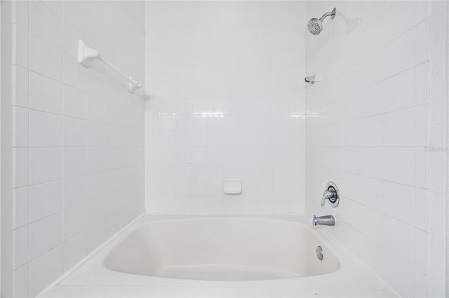 2532 GRAND CENTRAL PARKWAY 6, Orlando, FL 32839