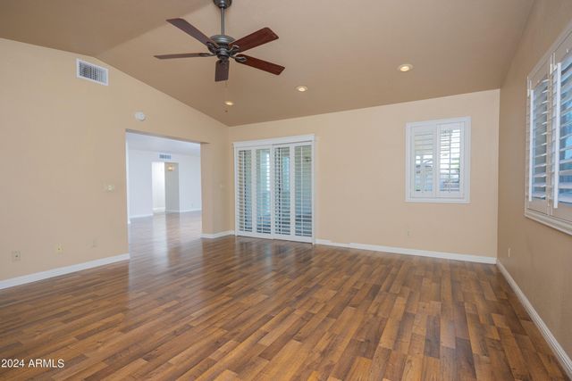 4613 E Escondido Avenue, Mesa, AZ 85206