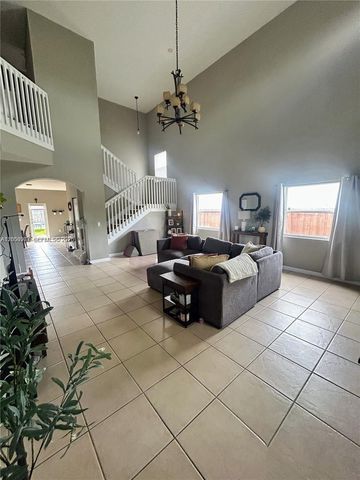 215 NE 32nd Terrace, Homestead, FL 33033