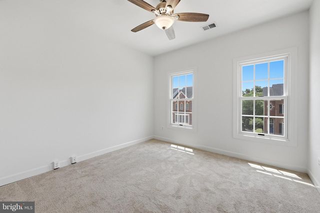 18526 BEAR CREEK TER, Leesburg, VA 20176