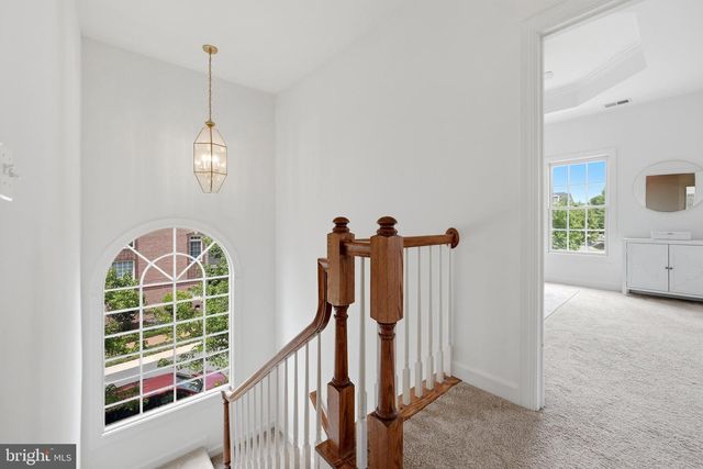 18526 BEAR CREEK TER, Leesburg, VA 20176