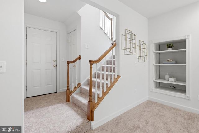 18526 BEAR CREEK TER, Leesburg, VA 20176