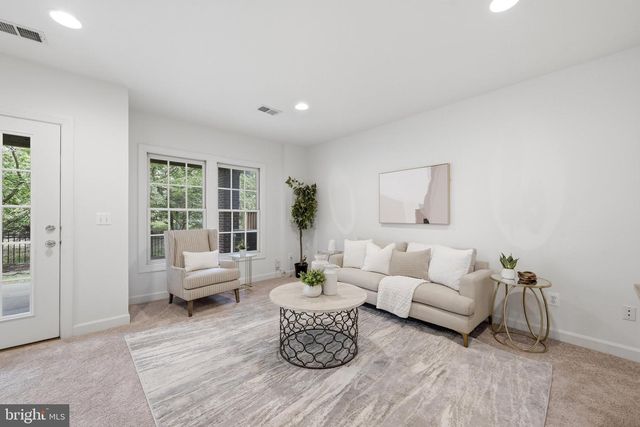 18526 BEAR CREEK TER, Leesburg, VA 20176