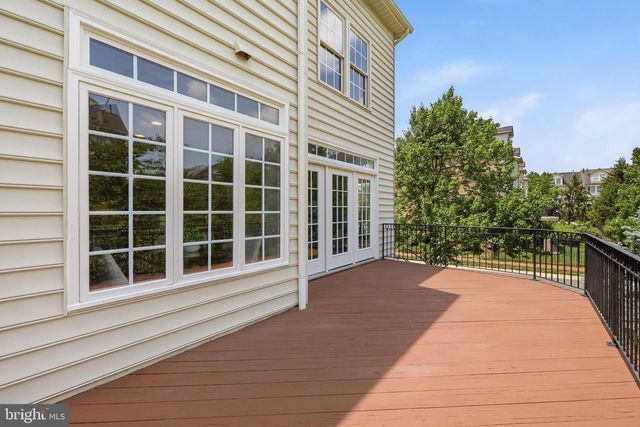 18526 BEAR CREEK TER, Leesburg, VA 20176