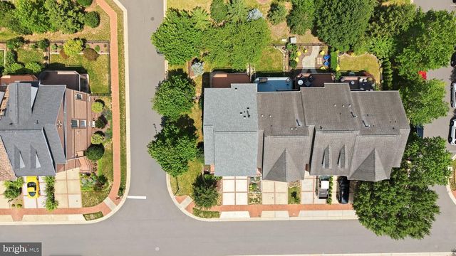 18526 BEAR CREEK TER, Leesburg, VA 20176