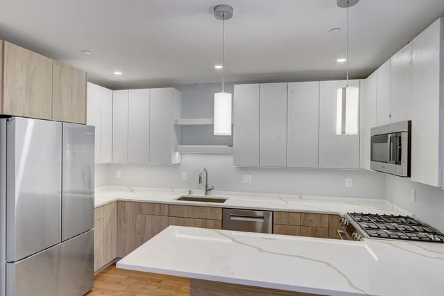 843 East Fifth Street 1, Boston, MA 02127